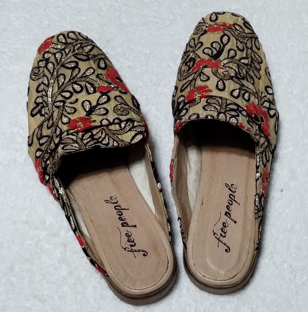 Free People At Ease Embroidered Slip On Mules Size 38 Boho Lounge Driving Floral